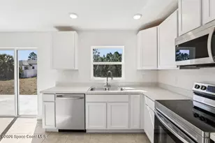 1524 Holbrook Rd NW, Palm Bay, FL 32907 - Photo 4