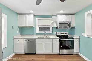 218 E Fee Ave, Melbourne, FL 32901 - Photo 10