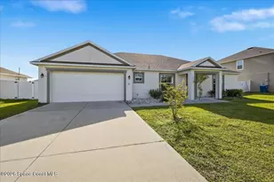 415 Aviation Ave NE, Palm Bay, FL 32907 - Photo 2
