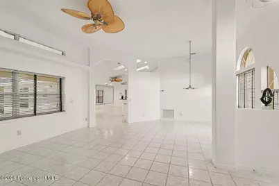 850 Erfurt Street NW, Palm Bay, FL 32907 - Photo 6