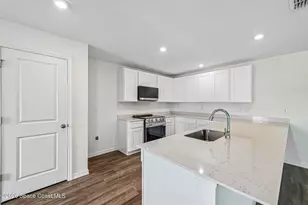 2878 Dagget Ave SE, Palm Bay, FL 32909 - Photo 12