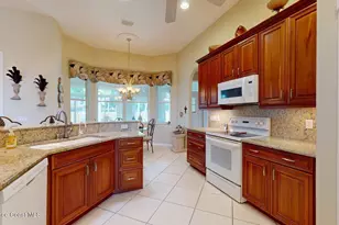 3123 Forest Creek Dr, Melbourne, FL 32901 - Photo 14