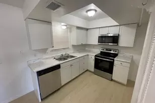 2276 W New Haven Ave, West Melbourne, FL 32904 - Photo 10