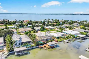 404 Riverview Ln, Melbourne Beach, FL 32951 - Photo 38