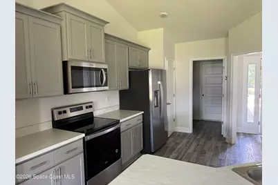 883 Charcoal Avenue SE, Palm Bay, FL 32909 - Photo 2
