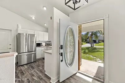 449 NE Gilbert Drive NE, Palm Bay, FL 32907 - Photo 2