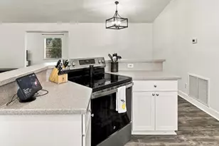 449 NE Gilbert Dr NE, Palm Bay, FL 32907 - Photo 10