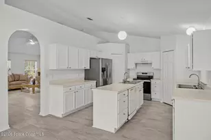 436 Hamer Rd SW, Palm Bay, FL 32908 - Photo 10