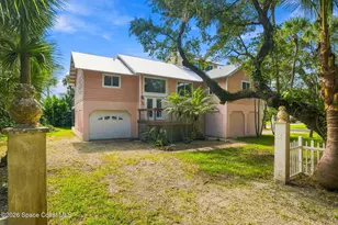 385 Live Oak Dr, Vero Beach, FL 32963 - Photo 2