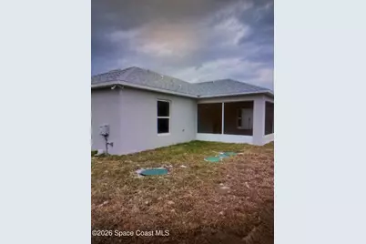 906 Wheatley Street SE, Palm Bay, FL 32909 - Photo 4