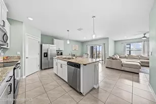 1401 McFarland Dr, West Melbourne, FL 32904 - Photo 6