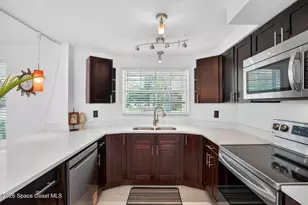 2403 Vermont Ave E, Bradenton, FL 34208 - Photo 8