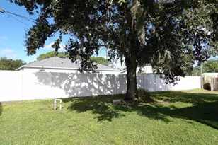 1286 Vancouver Ave SE, Palm Bay, FL 32909 - Photo 12