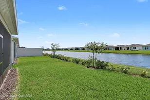 8868 Splashing Dr, Melbourne, FL 32940 - Photo 6