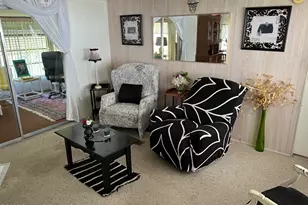 1047 Sunflower Ln NE, Palm Bay, FL 32907 - Photo 8
