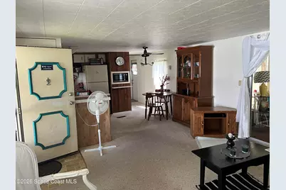 1047 Sunflower Lane NE, Palm Bay, FL 32907 - Photo 10