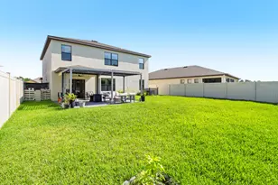 620 Old Country Rd S E, Palm Bay, FL 32909 - Photo 4