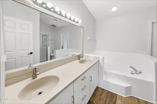 3273 Brentwood Ln, Melbourne, FL 32934 - Photo 10