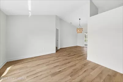 3273 Brentwood Lane, Melbourne, FL 32934 - Photo 4