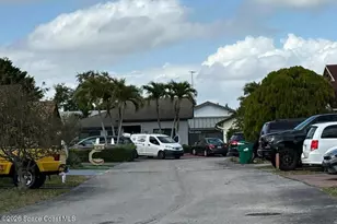 756 SW 99th Ct Circle, Miami, FL 33174 - Photo 4