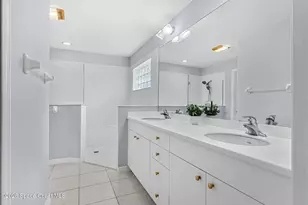 1281 Indian Oaks Dr, Melbourne, FL 32901 - Photo 26