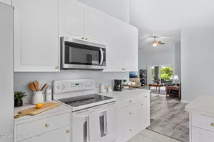1281 Indian Oaks Dr, Melbourne, FL 32901 - Photo 12