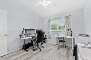 1281 Indian Oaks Dr, Melbourne, FL 32901 - Photo 32