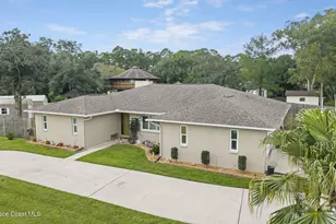 2415 E Friday Cir, Cocoa, FL 32926 - Photo 4