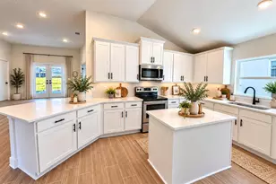 1178 Soleway Ave NW, Palm Bay, FL 32907 - Photo 4