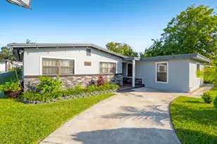 1485 Holly Ave, Merritt Island, FL 32952 - Photo 2