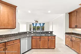 1437 Pineapple Ave, Melbourne, FL 32935 - Photo 6