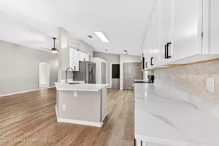 2049 Caledonia Pl, Melbourne, FL 32940 - Photo 10