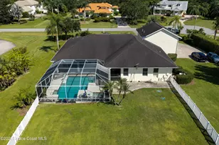 3820 Ramblewood Ct, Melbourne, FL 32934 - Photo 10
