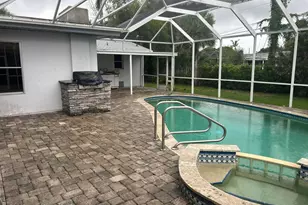 2404 Scenic Dr, Melbourne, FL 32901 - Photo 30