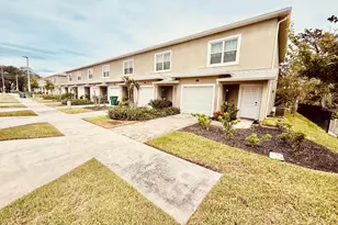 823 Paddleboard Ct, Melbourne, FL 32935 - Photo 2