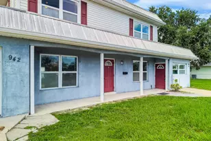 942 Chace Ln NE, Palm Bay, FL 32905 - Photo 2