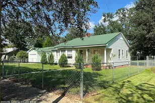 635 5th St, Chipley, FL 32428 - Photo 2