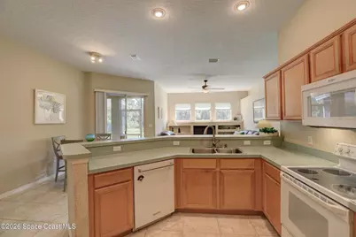 4572 Hunters Run Circle, Grant-Valkaria, FL 32949 - Photo 16