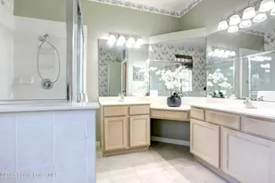 4572 Hunters Run Cir, Grant-Valkaria, FL 32949 - Photo 22
