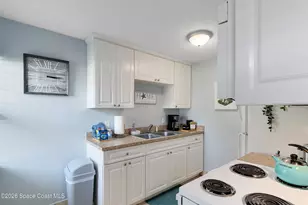 1031 Park Dr, Indian Harbour Beach, FL 32937 - Photo 6