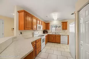 110 Jefferson Ave, Cape Canaveral, FL 32920 - Photo 10