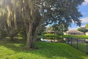 911 Wood Creek Dr, Melbourne, FL 32901 - Photo 20