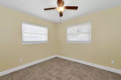 558 Oxford Avenue, Melbourne, FL 32935 - Photo 24