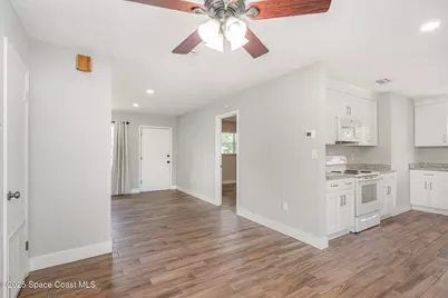 2643 Floridiane Drive, Melbourne, FL 32935 - Photo 4