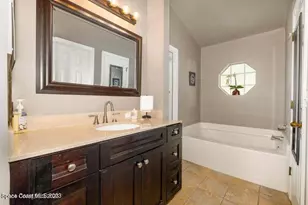 3011 St James Ln, Melbourne, FL 32935 - Photo 16