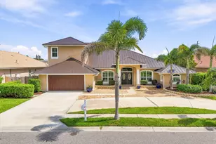 241 Waterside Dr, Indian Harbour Beach, FL 32937 - Photo 4