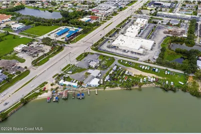 1872 E Merritt Island Causeway, Merritt Island, FL 32952 - Photo 14