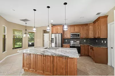 394 Breckenridge Circle SE, Palm Bay, FL 32909 - Photo 8