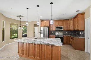 394 Breckenridge Cir SE, Palm Bay, FL 32909 - Photo 8