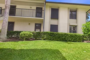 18 Plantation Dr, Vero Beach, FL 32966 - Photo 2